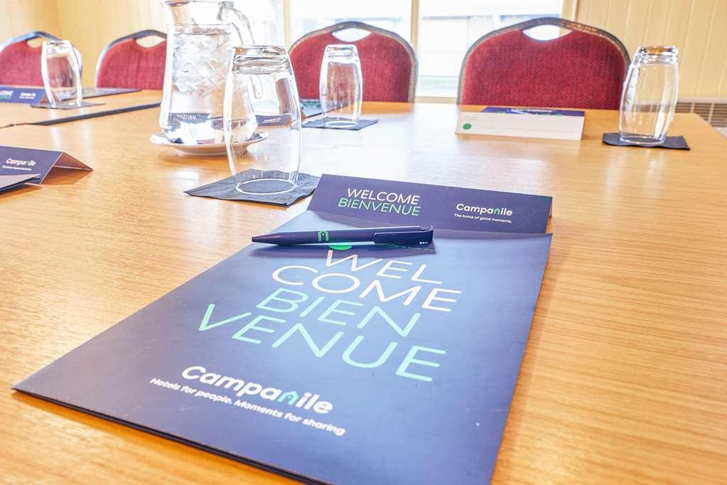 Campanile Hotel Вэйкфильд Удобства фото